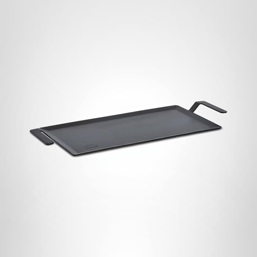 Made In Cookware | Carbon Steel Griddle | Professional Cookware | Crafted in Sweden | Induction Compatible
