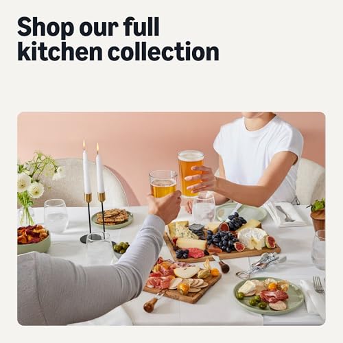 Amazon Basics Wooden Chopping Boards, 3-Piece Set, Acacia Wood, Pre-Oiled with Juice Groove