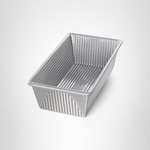 USA Pan Bakeware Aluminized Steel Loaf Pan, 5"D x 10"W x 3"H, 1.5 Pound
