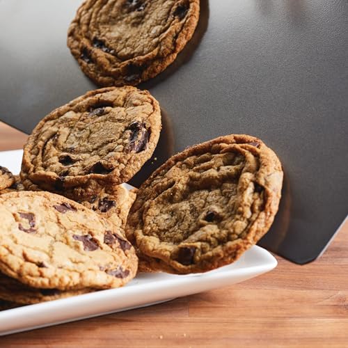Farberware Insulated Nonstick Bakeware 14-Inch x 16-Inch Jumbo Cookie Sheet, Light Gray