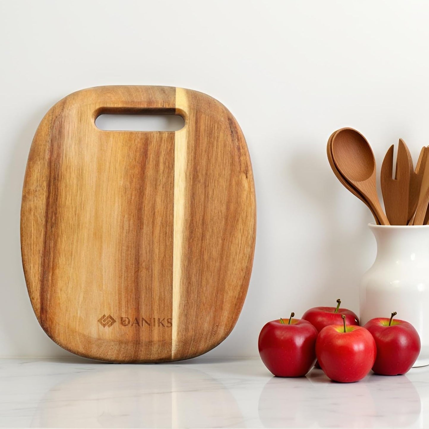 Daniks 100% Natural Acacia Wood Cutting Board 9,5Ρ
8β β Extra Thick, Heavy Duty Wooden Chopping Board for Kitchen & Serving β Perfect for Fruits, Vegetables, Meat, and Bread β BPA Free, Eco-Friendly