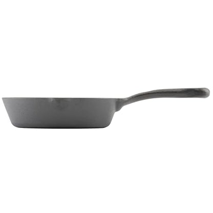Winco Commercial-Grade Cast Iron Skillet with Handle, 6"