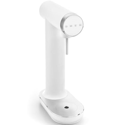 Smeg SKC01WHM Soda Maker, Non-Slip Feet, Space Saving Design, 800ml, Matte White