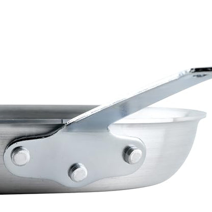 Winco Commercial-Grade Aluminium Fry Pan/Skillet, Natural Finish, 10"