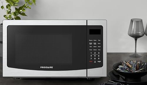 Frigidaire 1.1 cu.ft. Countertop Microwave Oven, Stainless