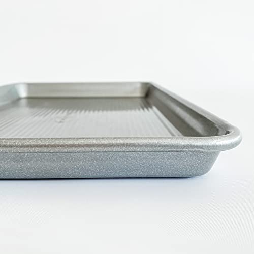 USA Pan Bakeware Aluminzed Steel 5-Piece Set Half, Cookie Sheet, Loaf, Square, Round Cake Pan
