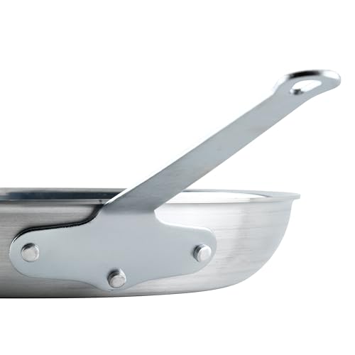 Winco Commercial-Grade Aluminium Fry Pan/Skillet, Mirror Finish, 14"