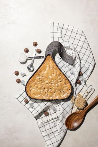 Lodge Seasoned Cast Iron 9 Inch Hershey's Kiss Skillet