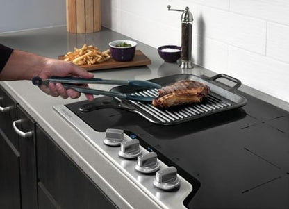 Frigidaire Professional FPIC3077RF 30" ADA Compliant Induction Cooktop with 4 Elements, PowerPlus Induction Technology, SpacePro Bridge Element, and Knob Controls: Stainless Steel