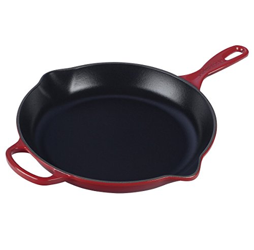 Le Creuset Enameled Cast Iron Signature Iron Handle Skillet, 9", Cerise