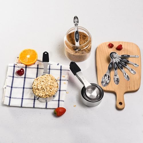 Magnetic Measuring cups and spoons Set, 5 Stainless Steel Magnetic Measuring Cup and 8 Double Sided Measuring Spoons with 1 Leveler，Kitchen Gadgets for Cooking & Baking