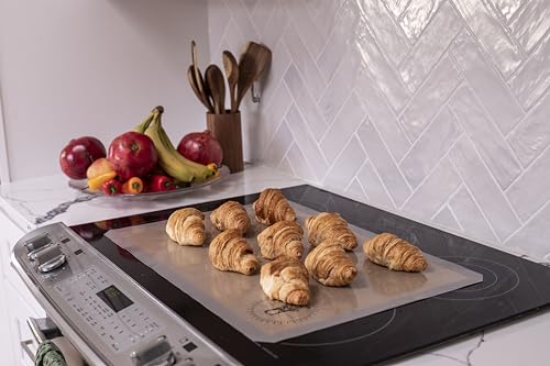 Silicone Baking Mats, Full size, Baking Sheet Liners, Pack of 2, Oven Safe, 16 x 24 inch (40x60 cm), Non-Stick, Silicone Baking Sheet Liner, Perfect For Baking Macarons Cookies And Cakes