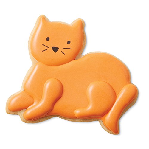 Wilton Animal Pals Cutter Set - Make Cut Out Sugar Cookies or Gingerbread Cookies for Themed Parties like Jungle, Farm, Ocean, 50-Piece