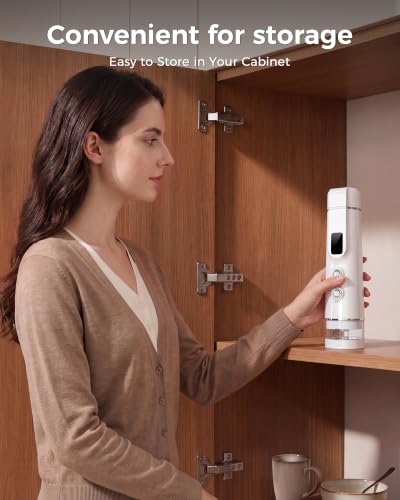 Synvox Vacuum Sealer for Food: 30 Reusable Bags & 20ml Tank