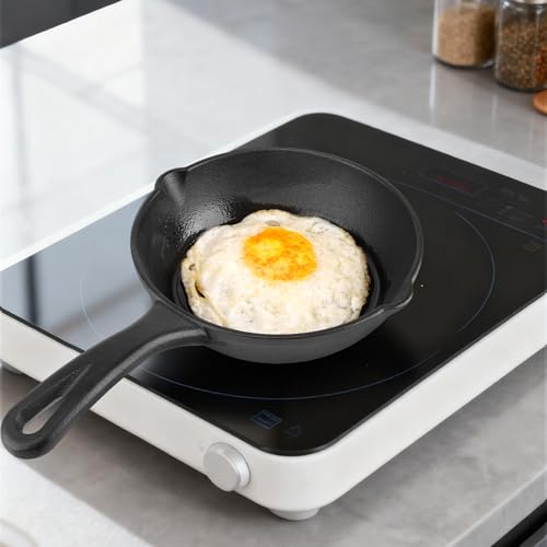 CUISGUSTO 6 Inch Cast Iron Skillet with Tempered Glass Lid, Pre-Seasoned for Even Heating, Silicone Handle Cover & Pan Scraper, Perfect for Single Meals & Side Dishes