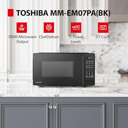 TOSHIBA Countertop Microwave Oven, 0.7 Cu.Ft, 700W, Black