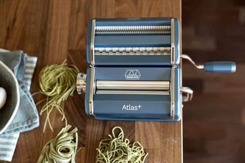 Marcato Made in Italy Atlas+Pasta Machine,Powder Blue. Chrome Plated Steel & Aluminum Rollers, Double Cutter for Lasagna, Fettuccine & Spaghetti; Durable Manual Pasta Maker for Homemade Pasta