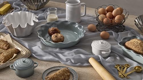 Le Creuset Stoneware Pie Dish, 9", Sea Salt