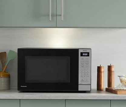 Panasonic 1.2 cu. ft. Inverter Microwave 1250W - NN-SN68QB (Renewed)