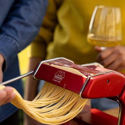 Marcato Made in Italy Atlas+Pasta Machine, Red. Chrome Plated Steel & Aluminum Rollers, Double Cutter for Lasagna, Fettuccine & Spaghetti; Durable Manual Pasta Maker for Homemade Pasta