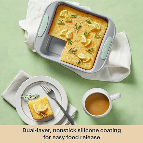 Pyrex 8-Piece Metal Bakeware Set, Lightweight Stainless Steel Baking Trays with Heatsafe Silicone Handles, Cookie & Muffin Sheets, Round/Square Baking Pans, Sage