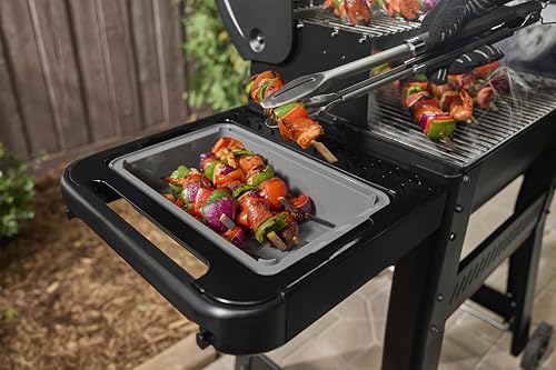 Weber Smoque™ 22‑Inch Pellet Smoker, Black – Outdoor BBQ Pellet Grill Up to 500 Degrees with SmokeBoost, SmoqueVent Airflow System & Rapid React PID Temperature Control