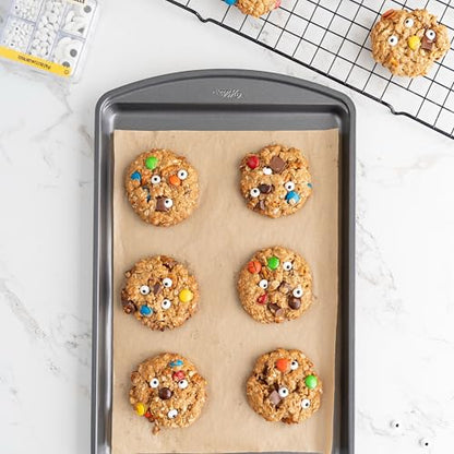 Wilton Gold Premium Non-Stick Warp-Resistant Bakeware, Made without PFAs, Medium Cookie Sheet, 15.25 x 10.25 in, Packaging May Vary