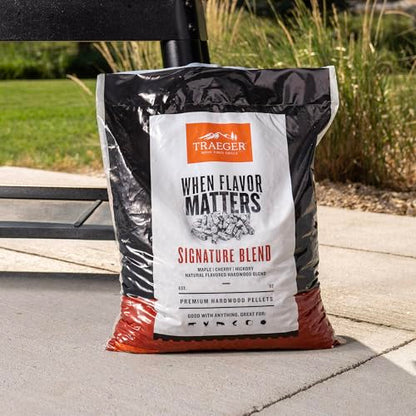 Traeger Grills Signature Blend 100% All-Natural Wood Pellets for Smokers and Pellet Grills, BBQ, Bake, Roast, 18 lb. Bag