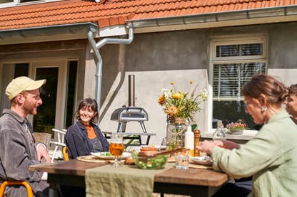 Ooni Karu 2 Multi-Fuel Outdoor Pizza Oven - Wood and Gas Outdoor Pizza Oven with Pizza Stone & Intergrated Thermometer, Pizza Oven Outdoor, Dual Fuel 12 Inch Pizza Maker, Outdoor Cooking Grill