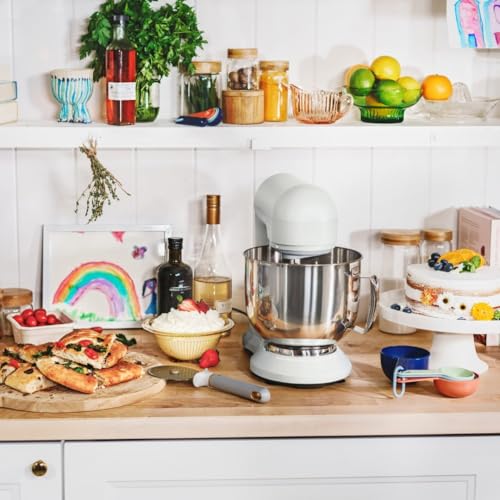 IT'S BRAZILIAN Beautiful 5.3 Qt Stand Mixer, White Icing with Flat Beater, Dough Hook, Balloon Whisk