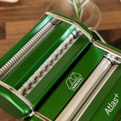 Marcato Made in Italy Atlas+Pasta Machine, Green. Chrome Plated Steel & Aluminum Rollers, Double Cutter for Lasagna, Fettuccine & Spaghetti; Durable Manual Pasta Maker for Homemade Pasta