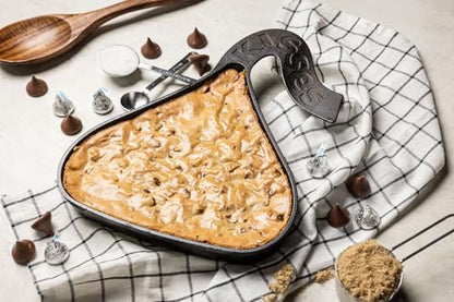 Lodge Seasoned Cast Iron 9 Inch Hershey's Kiss Skillet