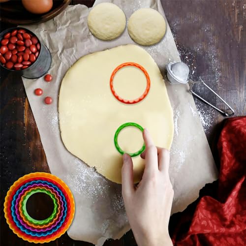 Cookie Cutter Set - 6 PCS Perfect for Baking Unique Flower, Round, and Circle Cookies