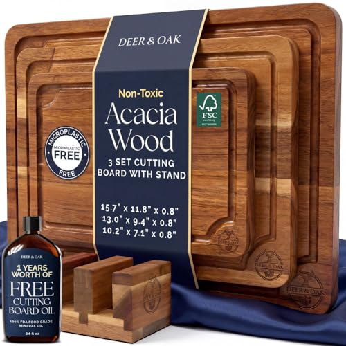 Pre-Oiled, Non Toxic 3-Piece Acacia Cutting Board Set with Stand, FSC Certified Wooden Chopping Boards, Includes 3.4 fl oz Chopping Board Oil, 3 Wood Carving Boards for Home, BBQ Kitchen, Deer & Oak