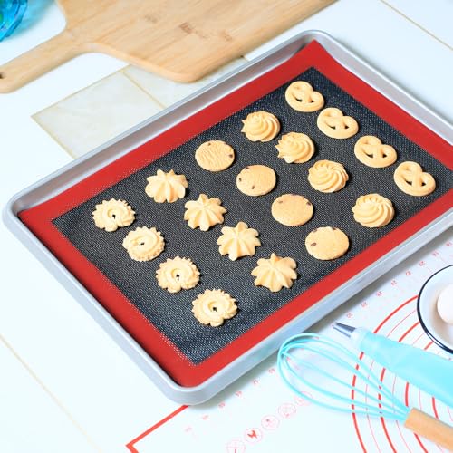 Amyandone Silicone Baking Mat with Microperforated, 2 PCS Perforated Baking Mats/Oven Liners for 13" x 18" Half Sheet Pan, Reusable Air Mesh Silicone Mat for Cookie/Eclair/Bread/Pizza/Pastry