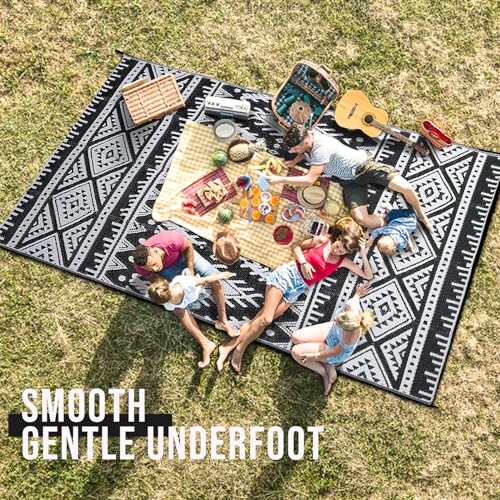 OLANLY Outdoor Rug Waterproof 5x8 ft, Reversible Outdoor Plastic Straw Rug, Boho Patio Rug, Indoor Outdoor Carpet, RV Mat Outside for Patio, Camp, Picnic, Balcony, Deck, Backyard, Black & White