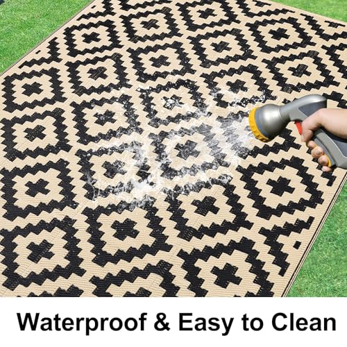 Smiry Waterproof Outdoor Rug 5x8 ft, Reversible Plastic Straw Patio Camping Rugs, Outdoor Indoor RV Mat Carpet for Patio, Outside Entry, Backyard, Deck, Bench, Picnic, Camper, Black & Beige