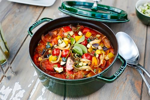 Staub Round 5qt. Cocotte in Basil
