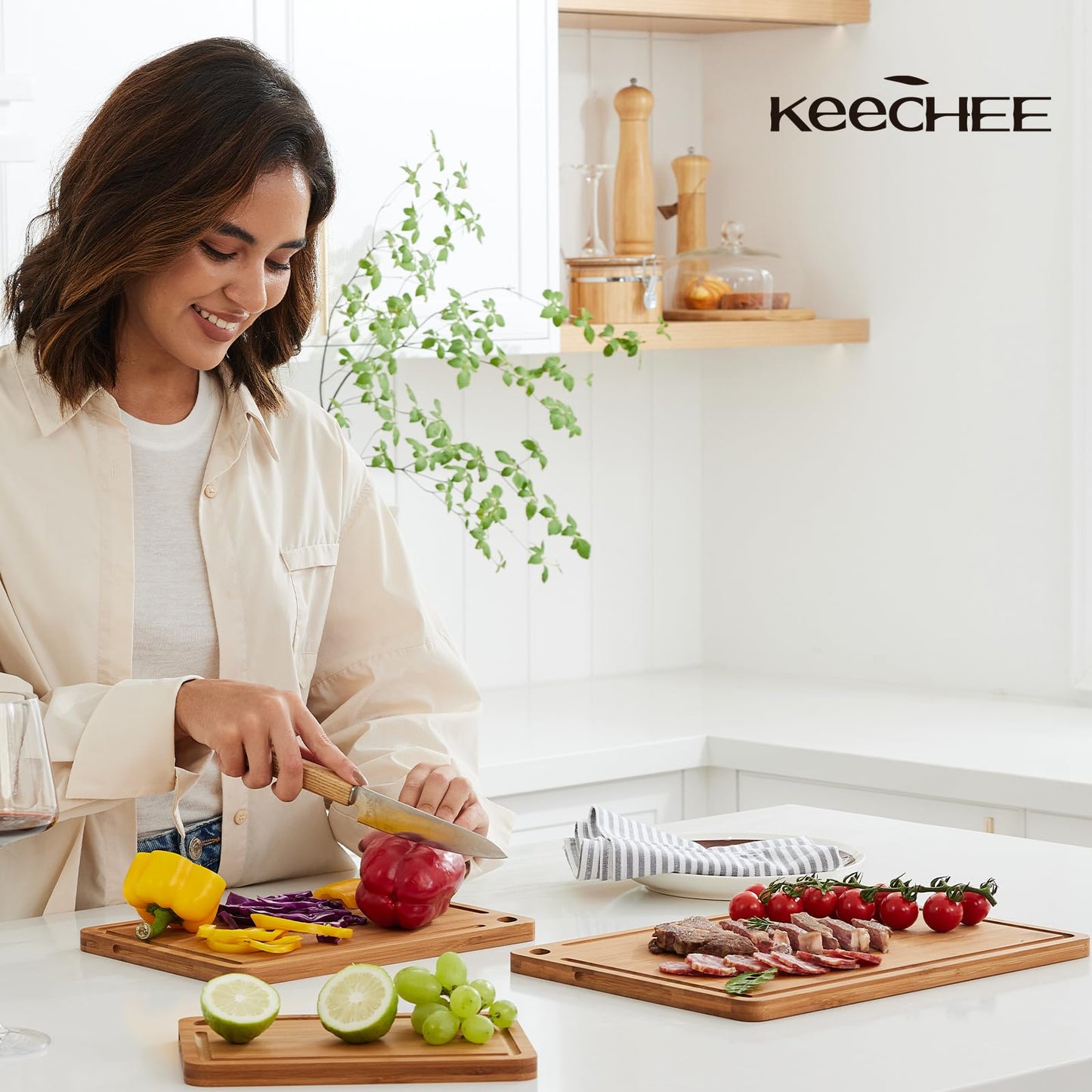 Keechee Bamboo Cutting Board, Durable Wood Cutting Boards for Kitchen with Deep Juice Grooves & Built-in Handles, Ideal Charcuterie & Chopping for Meat, Vegetables and Fruits Ideal Kitchen Gifts