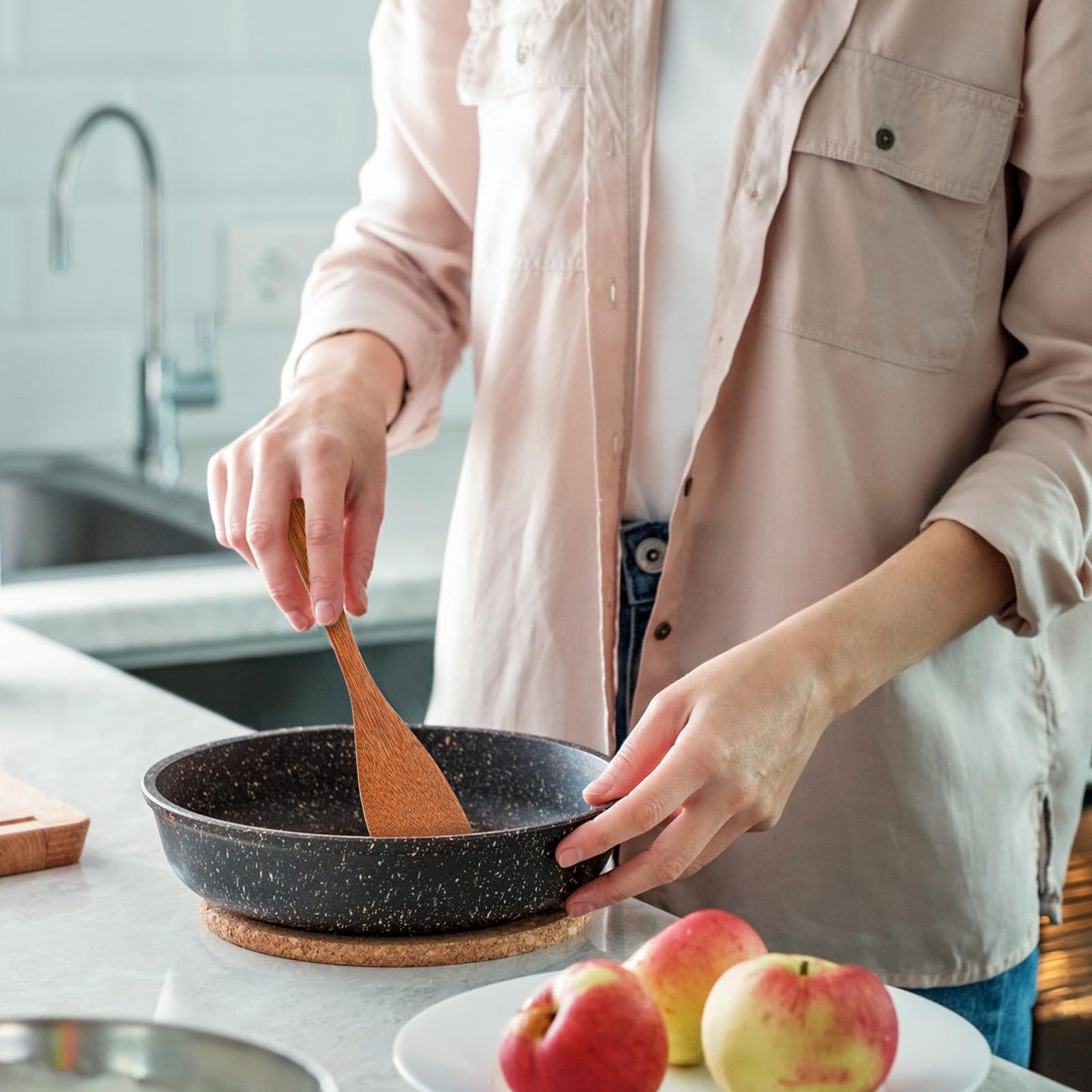 2pcs Wooden Spatula for Cooking Angled Flat Spatula Chicken Wing Wooden for Cooking Kitchen Turner Flat Frying Wood Utensil for Kitchen Cookware (13 Inch)