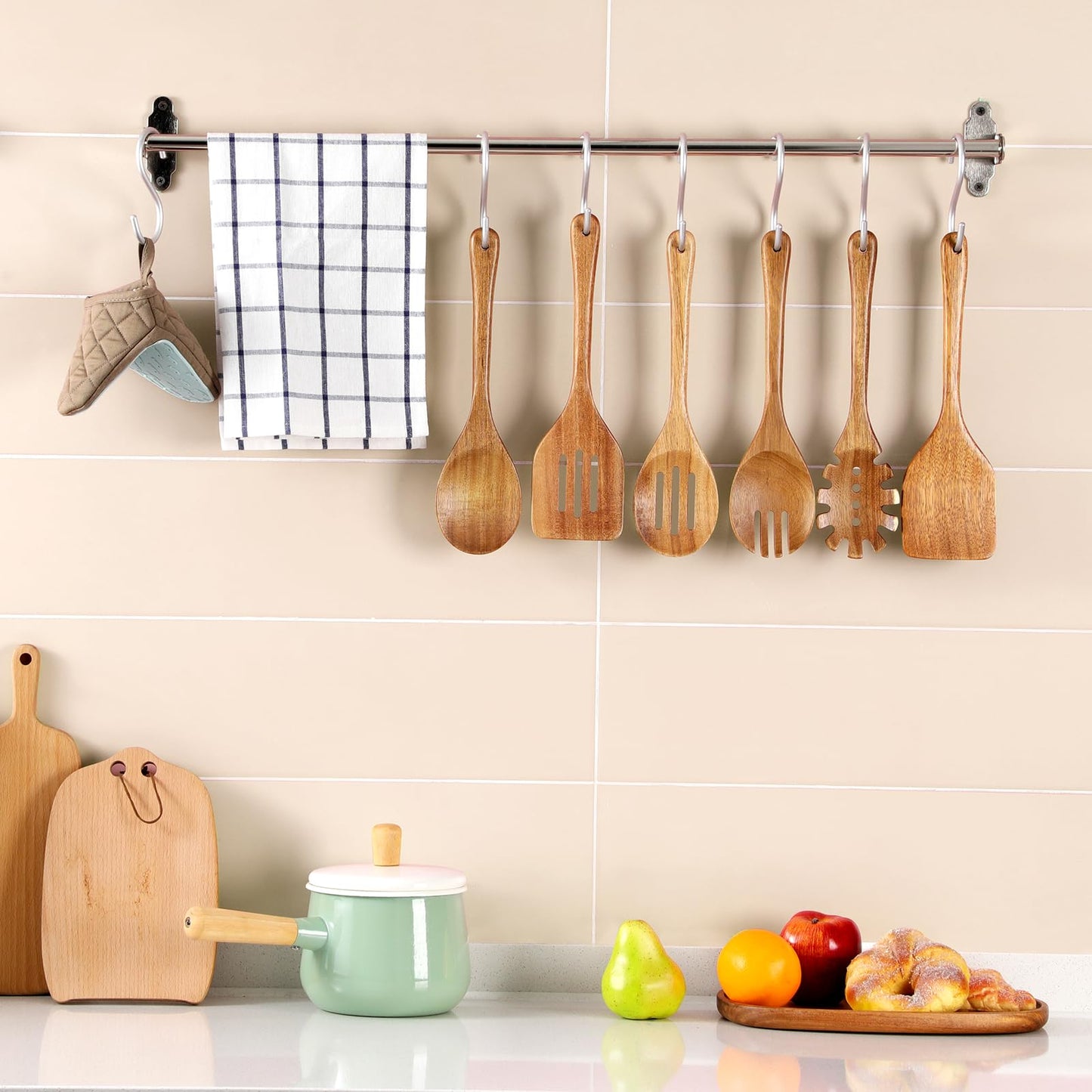 ROSOS Wooden Cooking Utensils, 6 Pieces Natural Acacia Wooden Spoons For Cooking with Non Stick & Heat Resistant Design, Wooden Kitchen Utensil Set with Hanging Hole for Stirring, Mixing, Cooking