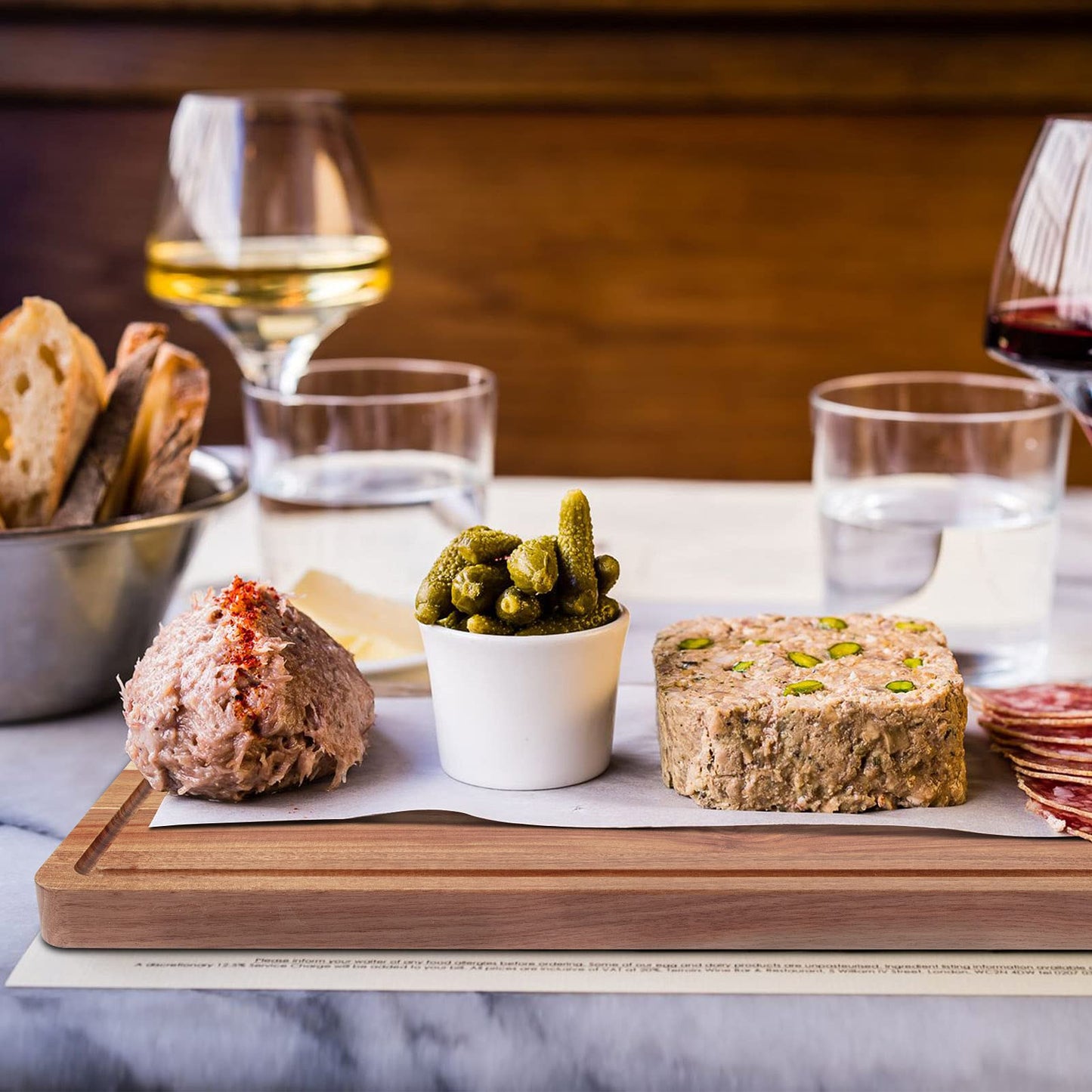 Large Acacia Wood Cutting Boards for Kitchen, 24 x 18 Inch Extra Large Wooden Cutting Board with Juice Groove, Reversible Butcher Block Cutting Board for Meat and Veggies