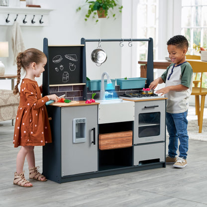 KidKraft Wooden Farm to Table Play Kitchen with EZ Kraft Assembly™, Lights & Sounds, Ice Maker and 17 Accessories