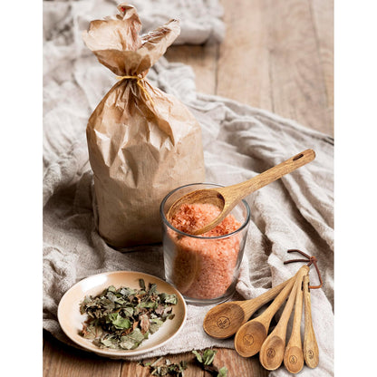 6pcs Measuring Spoons Set, Natural Acacia Wooden Measuring Spoons Includes 1/8 tsp, 1/4 tsp, 1/2 tsp, 1 tsp, 1/2 tbsp & 1 tbsp, Cute Teaspoon Tablespoon for Measuring Dry Ingredients