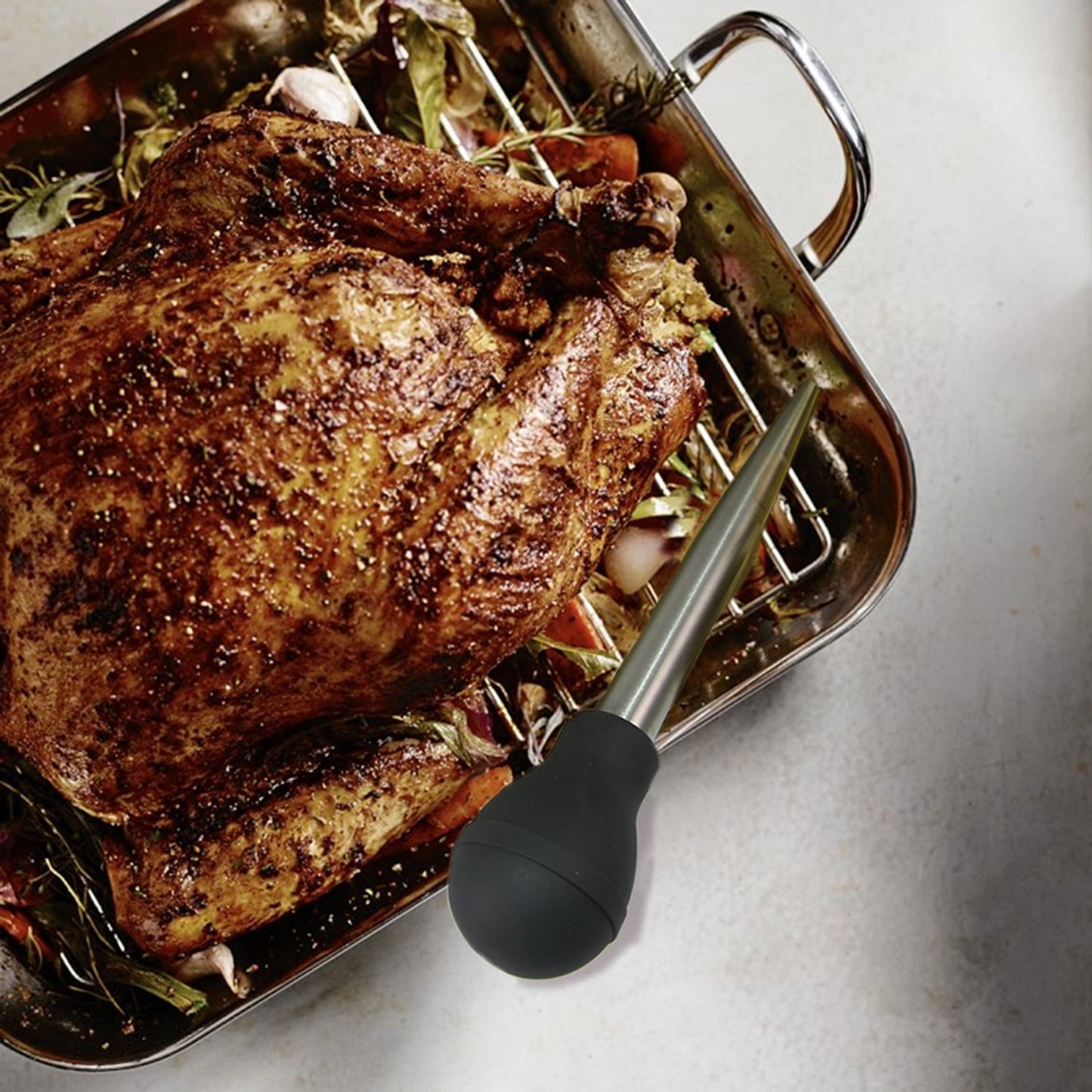 Stainless Steel Turkey Baster With Cleaning Brush - Food Grade Syringe Baster For Cooking & Basting With 2 Marinade Injector Needles - Ideal For Butter Dripping, Roasting Juices For Poultry (Black)