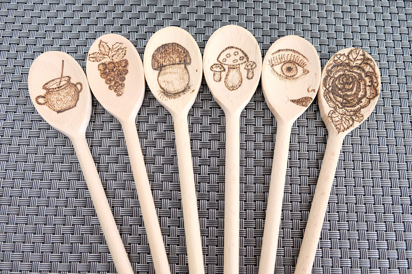 BICB Mini 8-Inch Long Wooden Spoons, Oval Wood Mixing Spoons for Baking, Stirring -Sauce Spoons Made of Natural Beechwood - Set of 6 mini wooden spoons