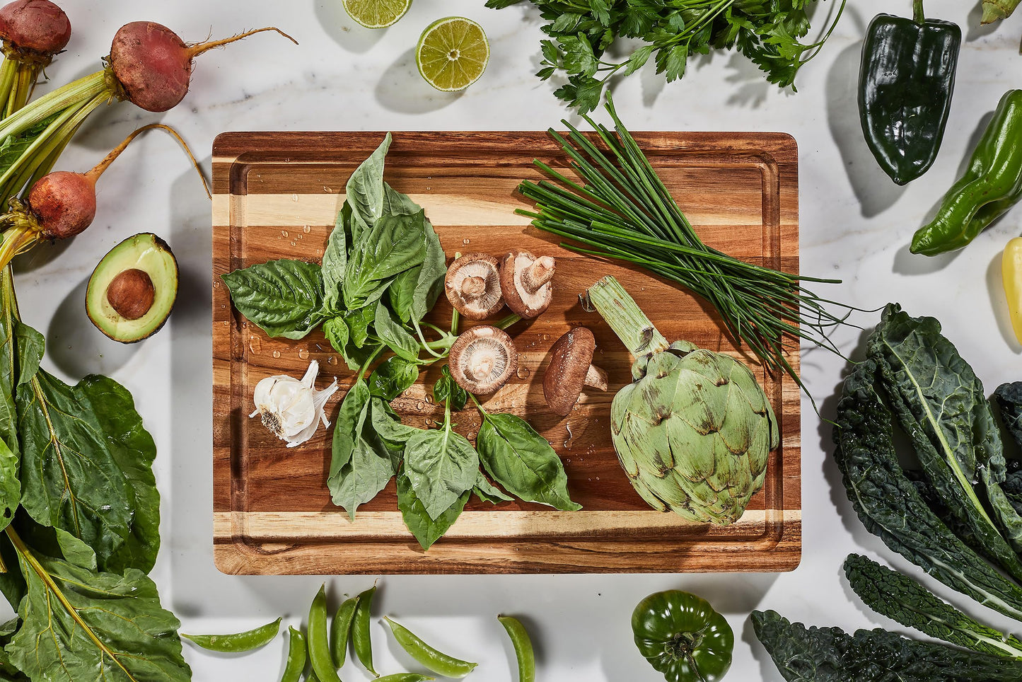 Sonder Los Angeles, Thick Sustainable Acacia Wood Cutting Board for Kitchen with Juice Groove, Sorting Compartment, Charcuterie 16x12x1.5 in (Gift Box Included)