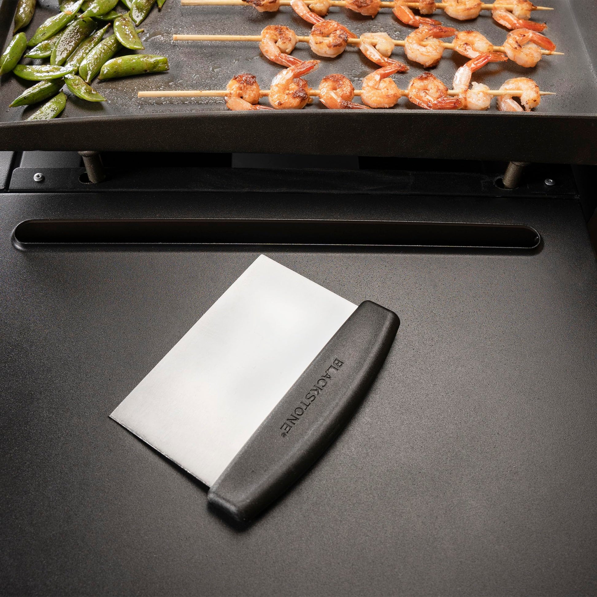 Blackstone 1542 5-Piece Professional Griddle Accessory Toolkit with 2 Squeeze Bottles, 2 Spatulas, and 1 Scraper - CookCave