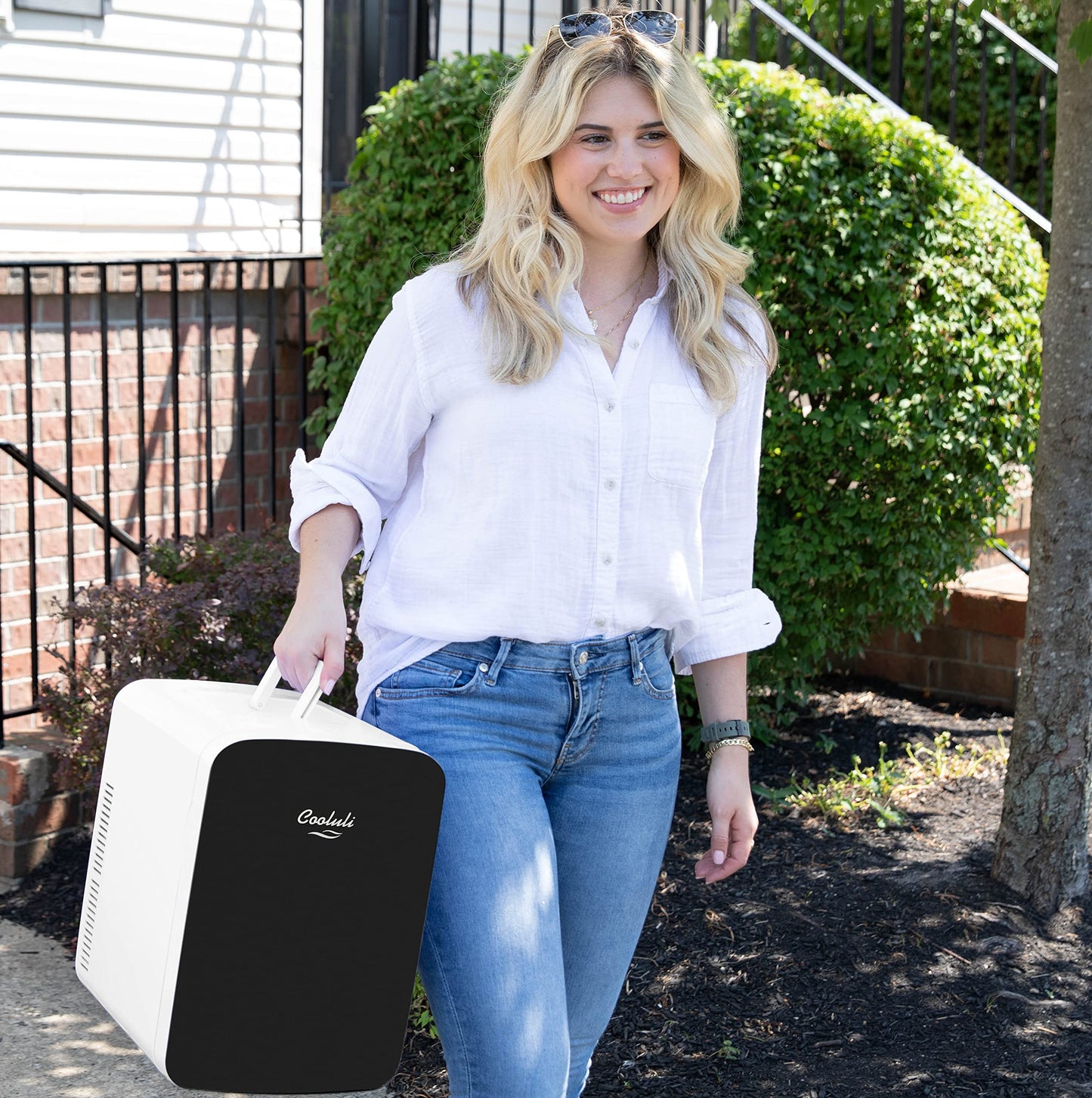 Cooluli 15L Mini Fridge for Bedroom - Car, Office Desk & College Dorm Room - 12v Portable Cooler & Warmer for Food, Drinks, Skincare, Beauty & Makeup - AC/DC Small Refrigerator with Glass Front, Black - CookCave