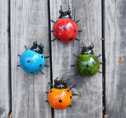 GIFTME 5 Metal Garden Wall Art Decorative Set of 4 Cute Ladybugs Outdoor Wall Sculptures - CookCave